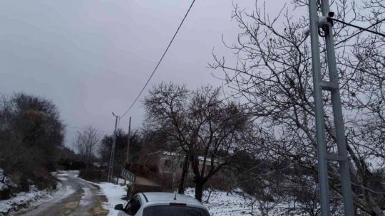 Köye güvenlik kamerası kurdular, 24 saat takip ediyorlar