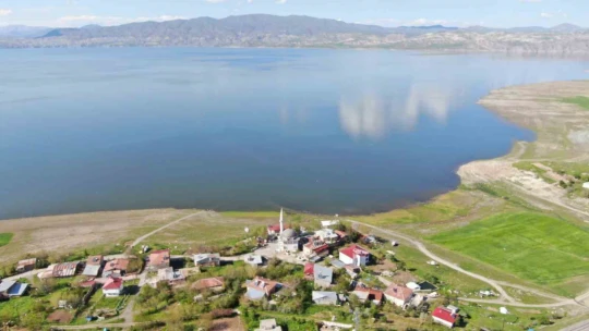 Kuraklıkla boğuşan şirin köy, yeniden eski güzelliğine kavuştu