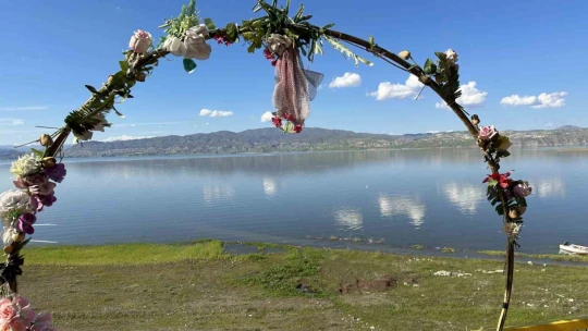 Kuraklıkla boğuşan şirin köy, yeniden eski güzelliğine kavuştu