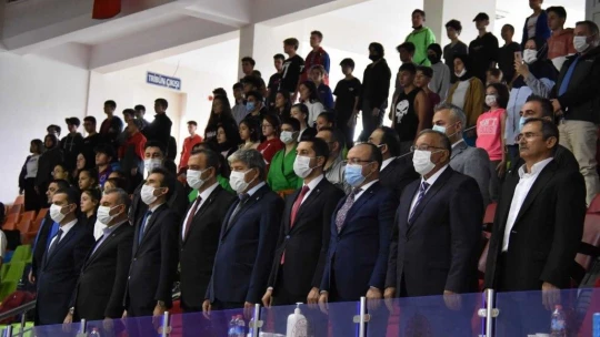 Kuraş Türkiye Şampiyonası Elazığ'da başladı
