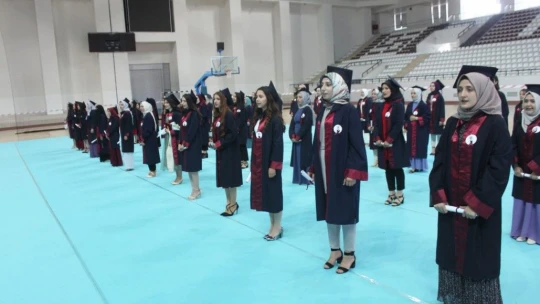 Sağlık Bilimleri Mezuniyet Töreni Yapıldı