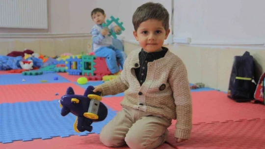 Mahalledeki sosyal tesis kadınlara iş kapısı oluyor