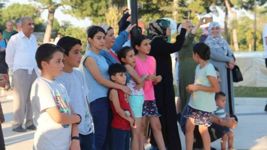 Mehteran takımı ve Atlı Jandarma Timi vatandaşlara Osmanlı dönemini yaşattı
