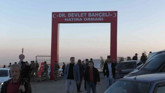 MHP Lideri Devlet Bahçeli, adının verildiği hatıra ormanına fidan dikti