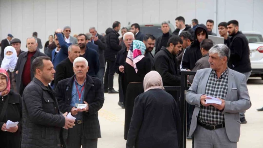 Muhtarlık seçimleri cumhurbaşkanlığı seçimlerini aratmadı