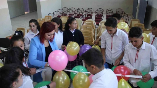 Öğrencinin öğretmene bıraktığı not hayalini gerçeğe dönüştürdü
