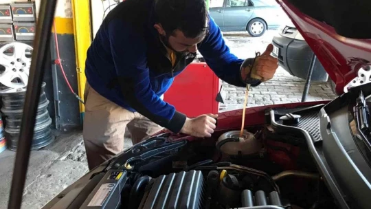 Oto tamir ustalarından araç sahiplerine uyarı: 150 liradan kaçayım derken 15 bin liradan olmayın