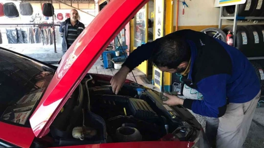 Oto tamir ustalarından araç sahiplerine uyarı: 150 liradan kaçayım derken 15 bin liradan olmayın