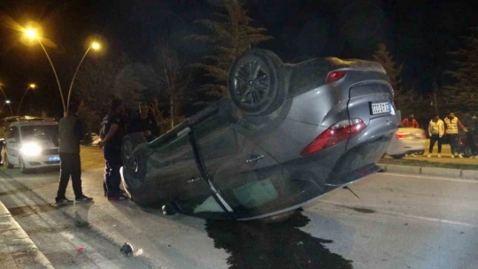 Otomobil takla attı, emniyet kemeri takan sürücünün burnu bile kanamadı