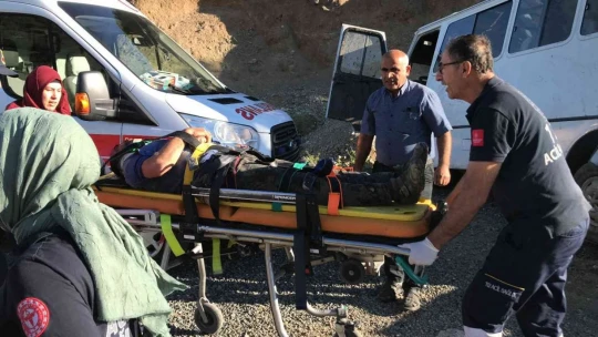 Elazığ'da Feci Kaza 17 yaralı