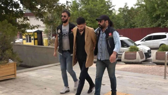 Oyuncak içerisinde uyuşturucu saklamışlar