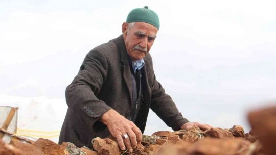 Özlem duyduğu köy hayatını şehrin ortasına taşıdı
