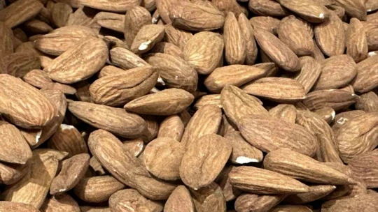 Pancar şekerinden yapılıyor, Ramazan ayında 15 ton tüketiliyor