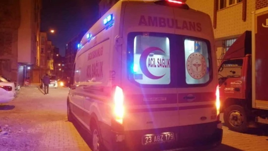 Polis kapıdan, itfaiye ekipleri pencereden girerek kurtardı
