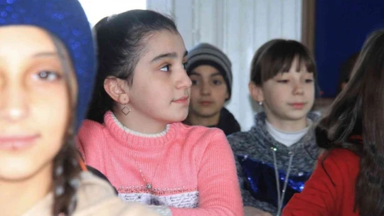 Savaşın çocukları, eğitimlerini Elazığ'da sürdürüyor