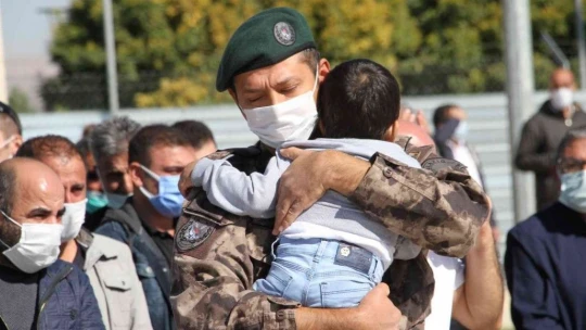 Şehit Cihat Şahin'in naaşı memleketi Elazığ'a getirildi