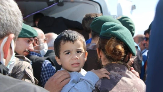 Şehit Cihat Şahin'in naaşı memleketi Elazığ'a getirildi
