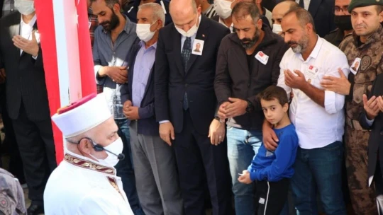 Şehit Cihat Şahin memleketi Elazığ'da son yolculuğuna uğurlandı