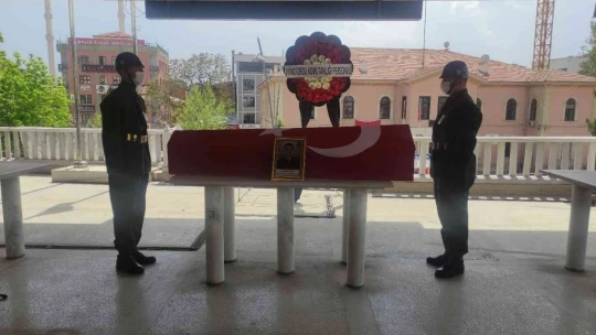 Şehit Uzman Çavuş Kesik, son yolcuğuna uğurlandı