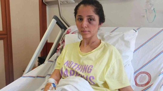 Sevgilisini darp edip 5 yerinden bıçaklamıştı, ilk duruşmada kendini savundu