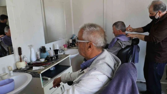 Sivrice ilçesinin bayram şekeri, kolonya ve tıraşı kaymakamlıktan