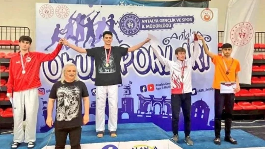 Taekwondo'da bronz madalya Elazığ'ın