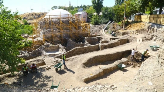Tarihi Hoca Hasan Hamamında restorasyon çalışmaları devam ediyor