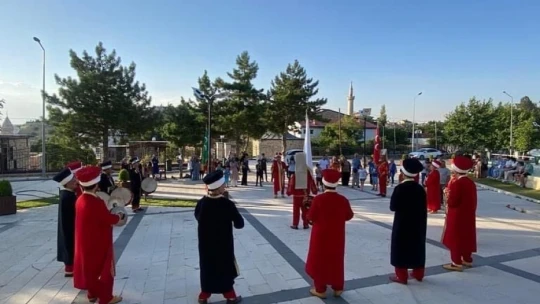 Tarihi mahalle Harput'ta mehter etkinliği