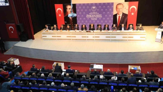 Tarım ve Orman Bakanı Kirişci: 'Cumhurbaşkanımızın adeta ağzına bakan ve bu kişi ne diyecek diye bekleyen bir dünya var'