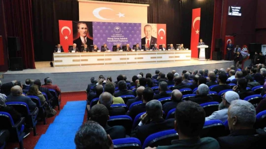Tarım ve Orman Bakanı Kirişci: 'Yeni dönemde her isteyen, istediği yere istediğini ekemeyecek dikemeyecek'