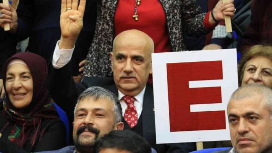 Tarım ve Orman Bakanı Kirişci: 'Yeni dönemde her isteyen, istediği yere istediğini ekemeyecek dikemeyecek'