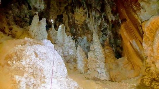 Tescilli Gümüşkaya Mağarası turizme kazandırılacak