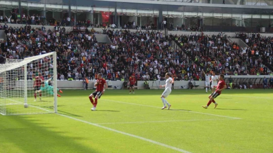 TFF 3. Lig: ES Elazığspor: 1 - K. Karaköprü Belediyespor: 2