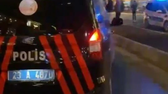Trafikte yol verme kavgası: 3 gözaltı