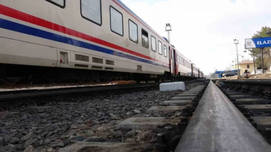Tren vagonları depremzedelerin evi oldu