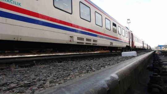 Tren vagonları depremzedelerin evi oldu