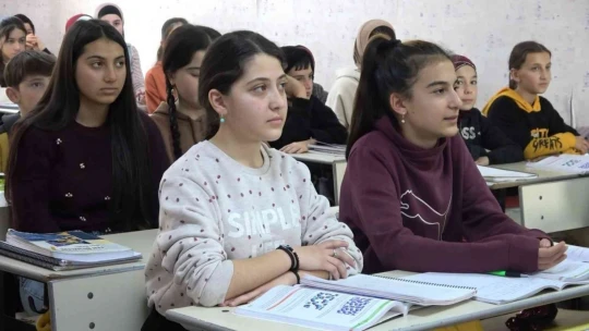 Türkiye'de eğitim gören Ahıska Türkü öğrencinin büyüyünce yapmak istediği meslek duygulandırdı