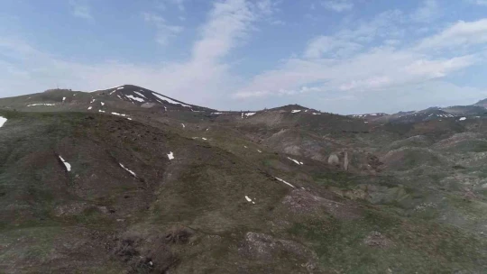 Türkiye'nin en büyük maden rezervinin bulunduğu ilçede vatandaşlar heyecanlı