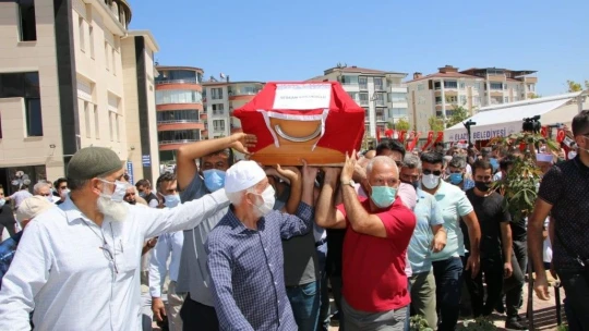 Uçak kazasında hayatını kaybeden Mirzaoğlu Elazığ'da son yolculuğuna uğurlandı