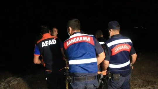200 Metre'lik Uçurum'da Mahsur Kaldı