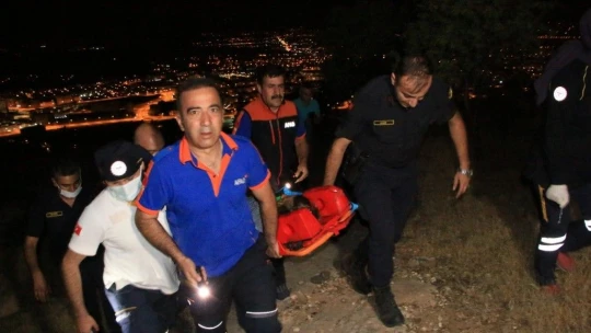200 Metre'lik Uçurum'da Mahsur Kaldı