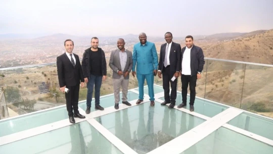 Uganda Cumhuriyeti Çevre ve Şehircilik Bakanlığı yetkilileri Elazığ'da