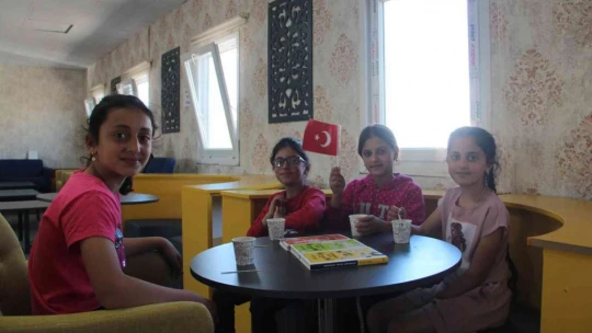 Ukrayna'dan tahliye eden Ahıska Türkleri:' Türkiye ve bayrağımız için canımızı vermeye hazırız'