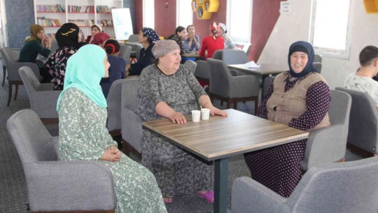 Ukrayna'dan tahliye eden Ahıska Türkleri:' Türkiye ve bayrağımız için canımızı vermeye hazırız'