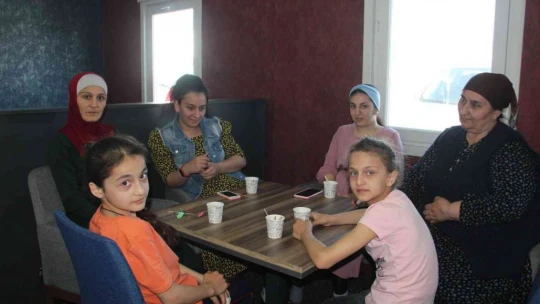 Ukrayna'dan tahliye eden Ahıska Türkleri:' Türkiye ve bayrağımız için canımızı vermeye hazırız'