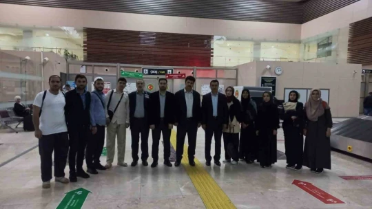 Umreye gönderilen üniversite öğrencileri Elazığ'a döndü