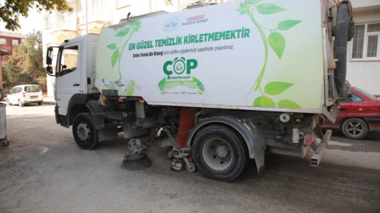 Üniversite Mahallesinde Kapsamlı Temizlik