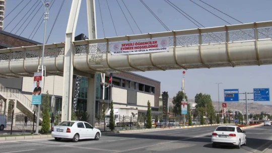 Üniversite öğrencileri Elazığ şivesi ile karşılandı