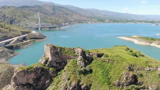 Urartuların batıdaki son kalesi Tomisa, zamana direniyor