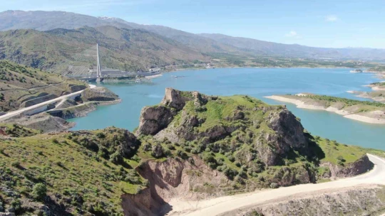 Urartuların batıdaki son kalesi Tomisa, zamana direniyor